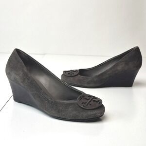 Tory Burch Sally Wedge Heels Charcoal Grey Suede Logo Medallion Pumps Size 7M